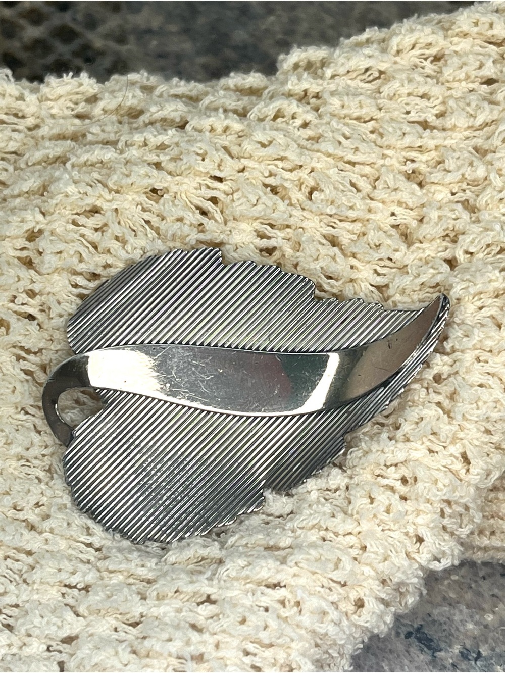 Vintage Danecraft Mid-Century Modern Minimalist Sterling Silver Leaf Brooch